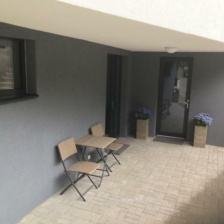 Nerudovka Apartment KLV Exterior foto